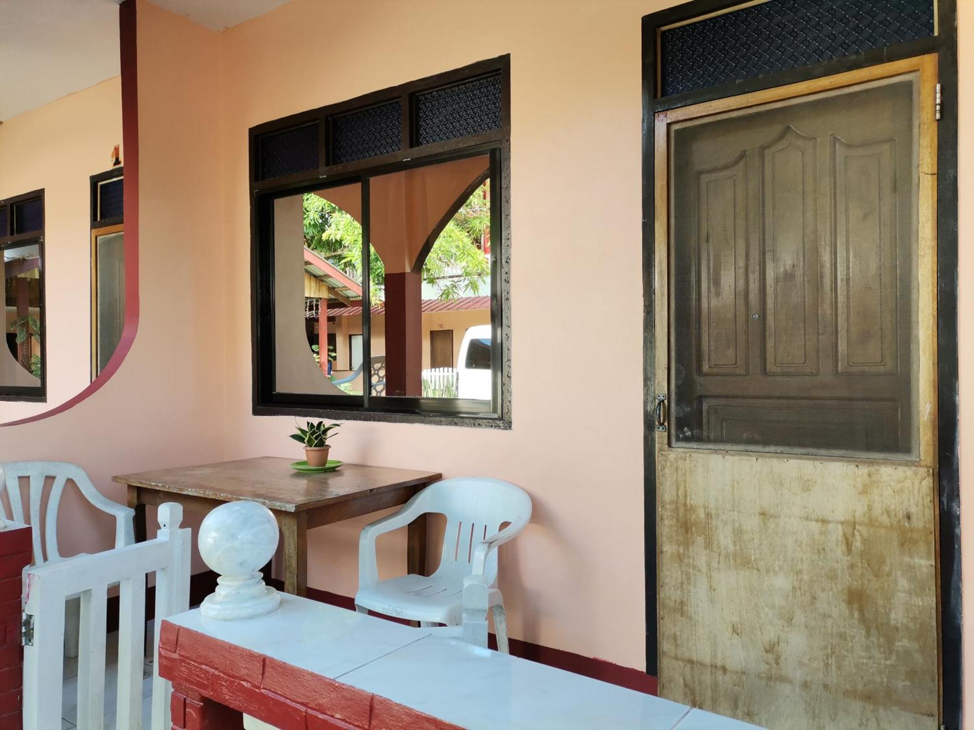 Jbr Tourist Inn - Port Barton Itaytay 外观 照片