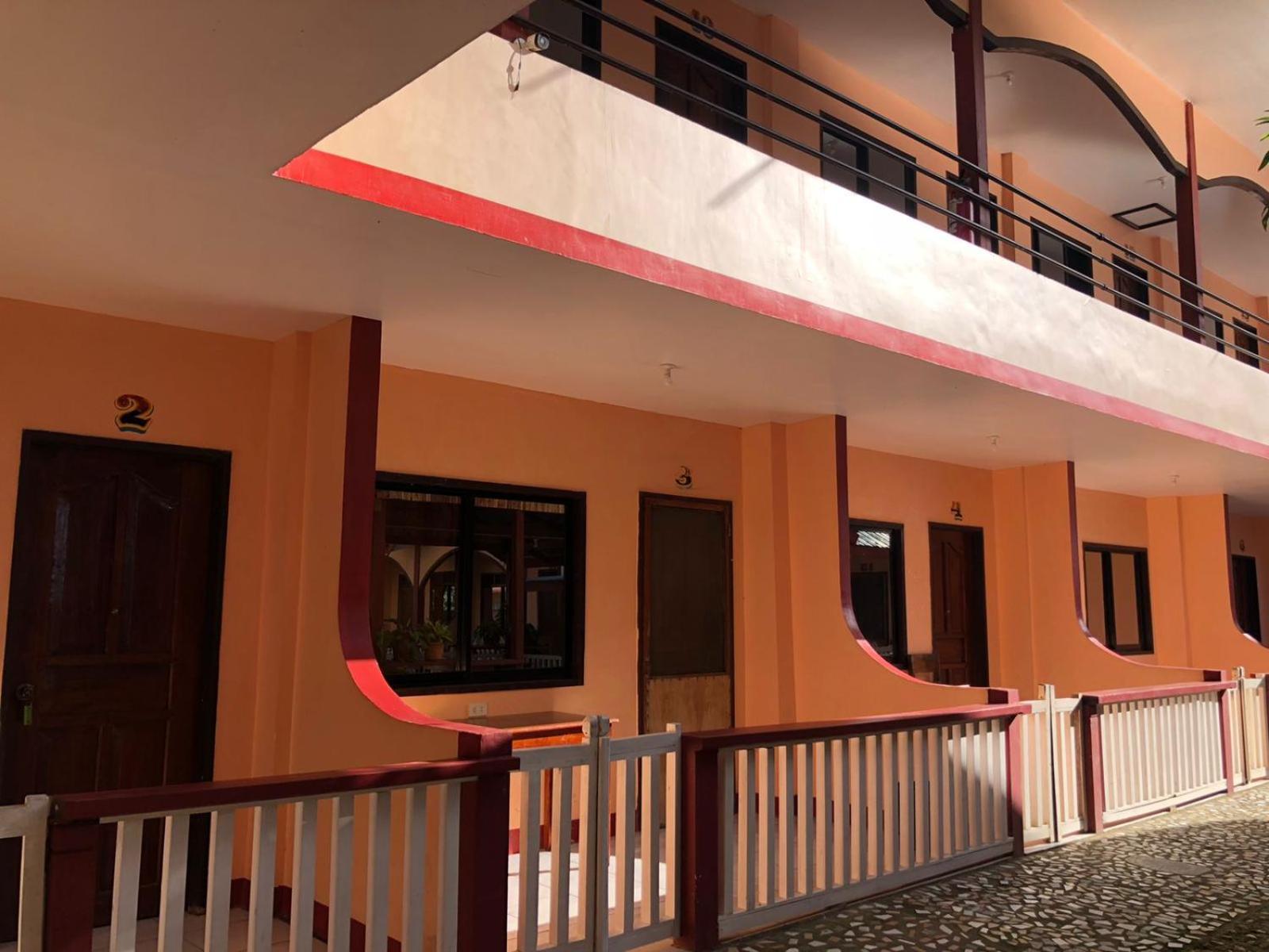 Jbr Tourist Inn - Port Barton Itaytay 外观 照片
